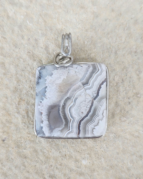 Crazy Lace Agate Wire-Wrapped Pendant | Mexico